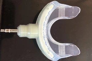 硅胶粘PC应用案例美牙仪